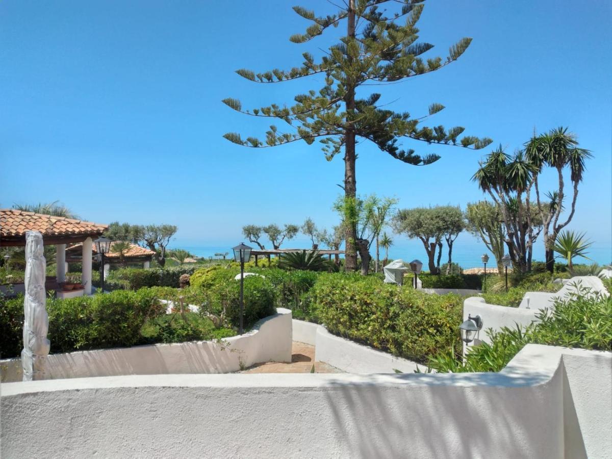 Residenza L 'Ulivo Villa Parghelia Buitenkant foto